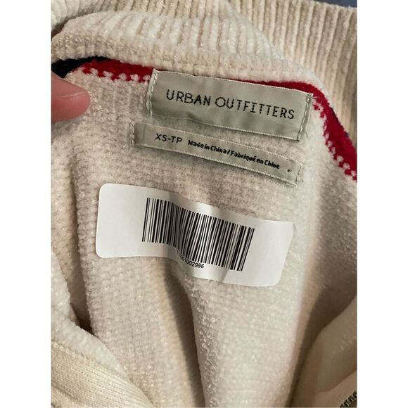 Urban Outfitters Womens White Juno Chenille Velour Quarter Zip Sweater XS - Picture 4 of 6